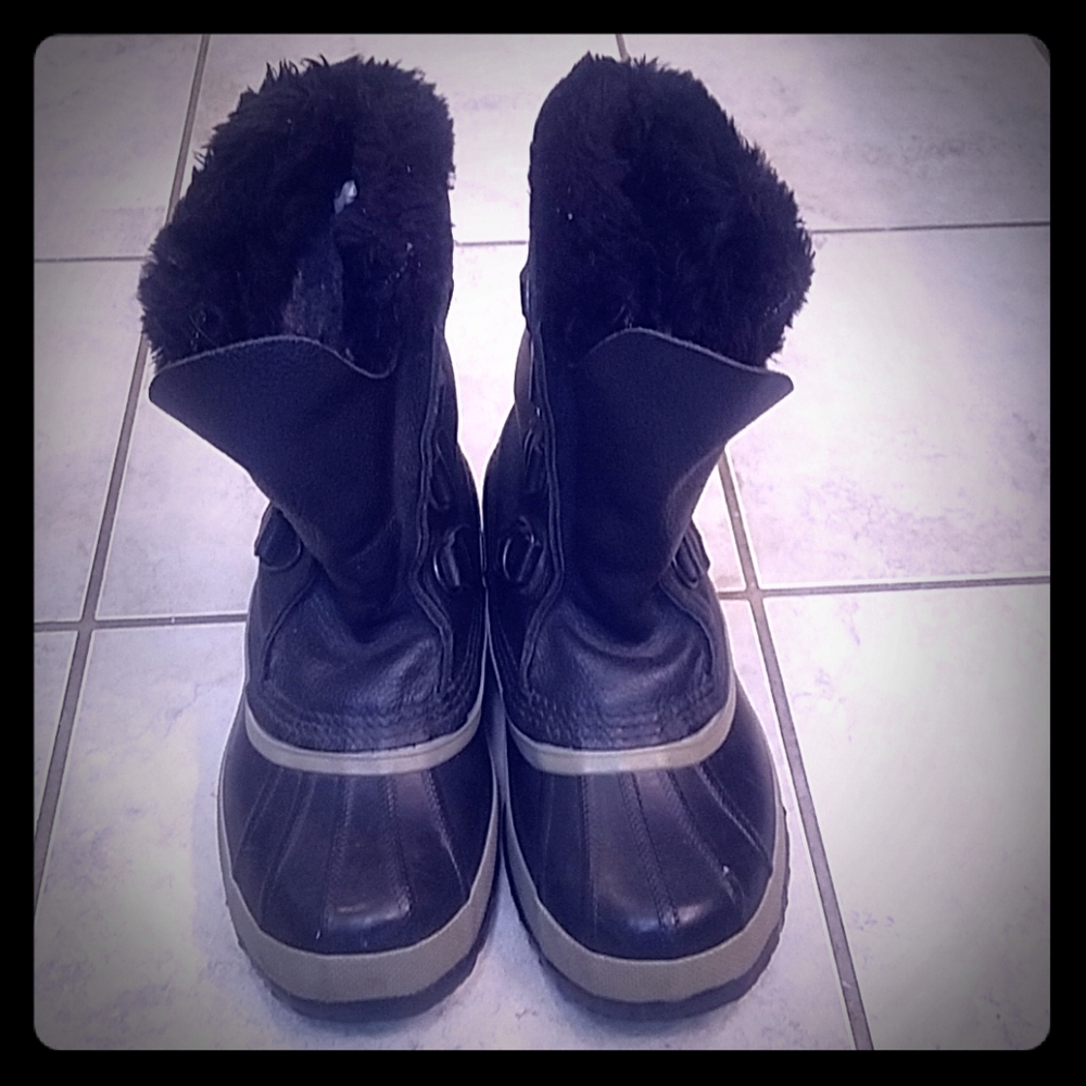 Sorel snow boots women sz 6